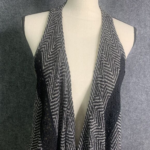 Maurice’s Open Vest Size M Waterfall Chevron Pattern Crochet Lace Boho Festival - Picture 2 of 12